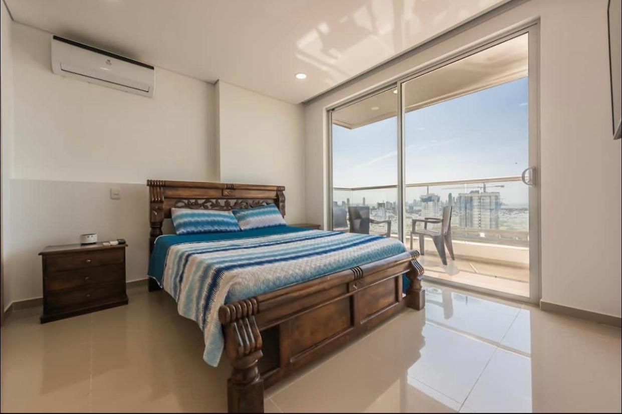 Espectacular Apartamento Con Excelente Vista Cabrero Marina Club Apartamento *